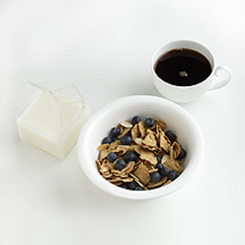 Cereal with Almonds and Blueberries