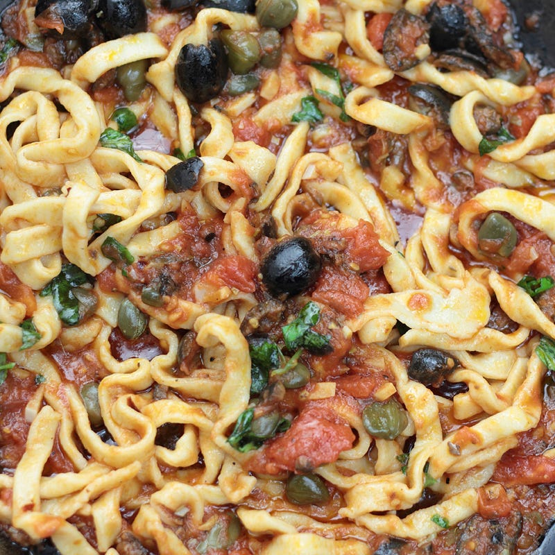 Photo of Fettuccini puttanesca by WW