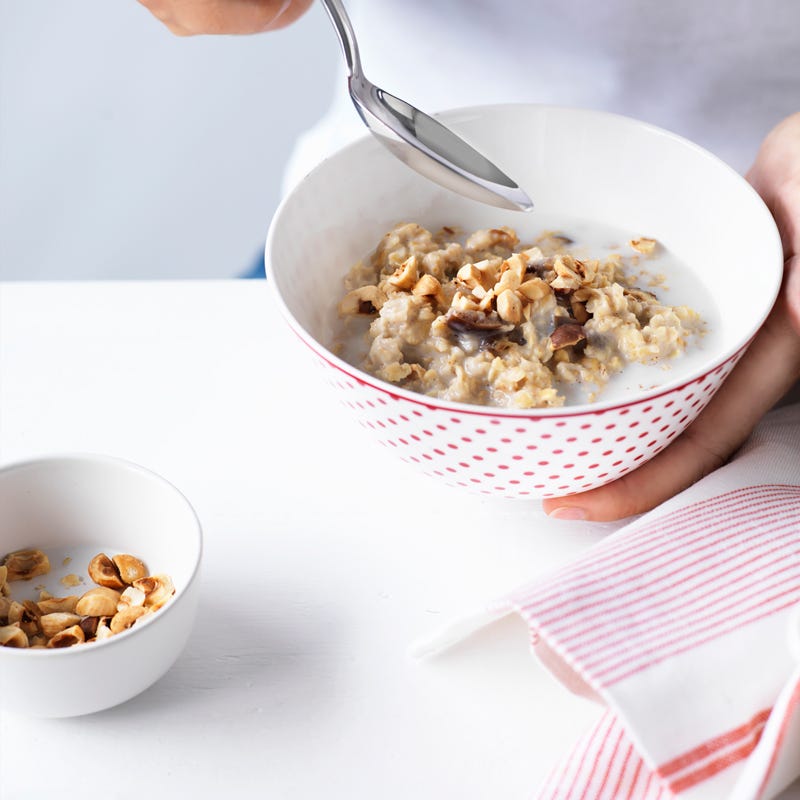 Photo of Date, vanilla and hazelnut Porridge by WW