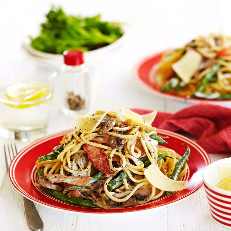 Photo of Creamy spaghetti with bacon, beans and mushrooms by WW