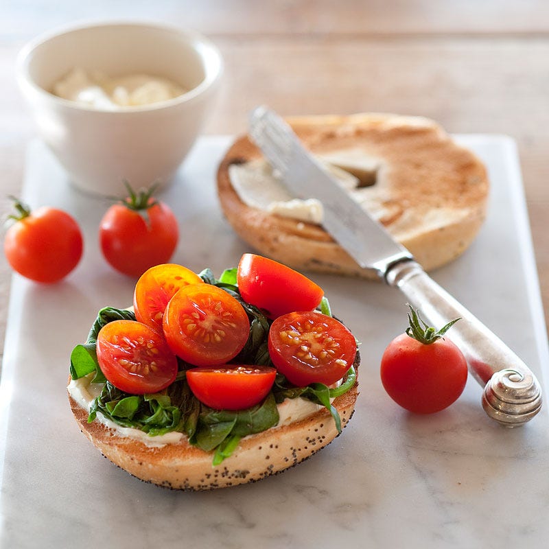 Photo of Spinach, tomato & cream cheese bagel by WW