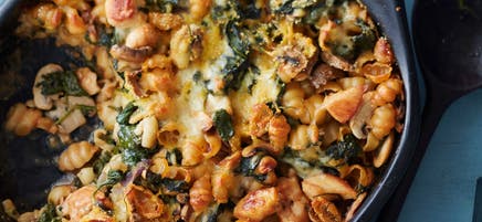 Nudelauflauf mit Hähnchen und Spinat