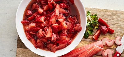 Chunky strawberry-rhubarb sauce