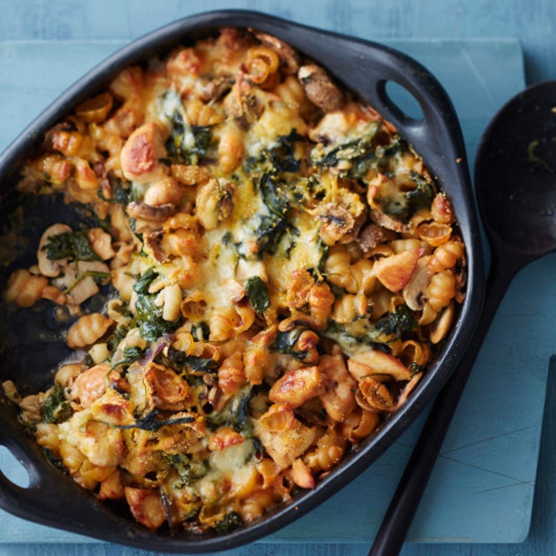 Photo de Gratin de pâtes au poulet, aux épinards et aux champignons prise par WW