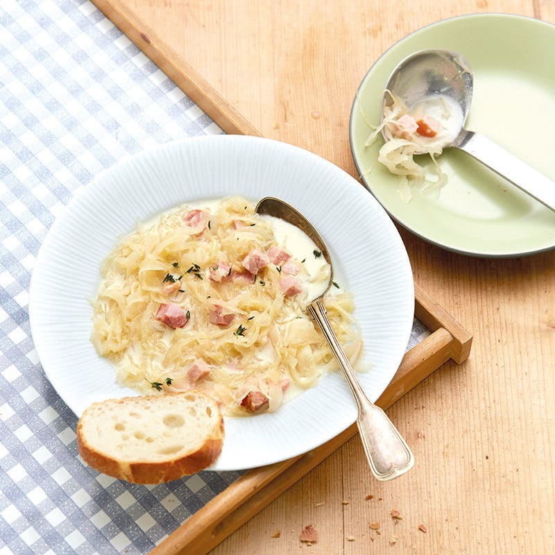 Sauerkrautsuppe mit Rippli