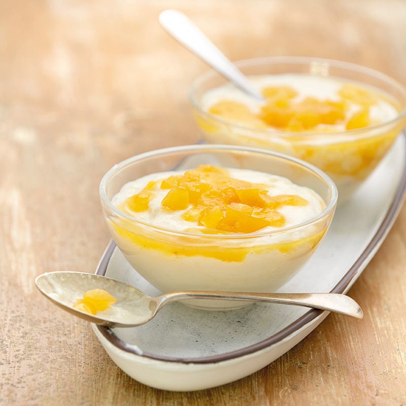 Griessbrei mit Aprikosen