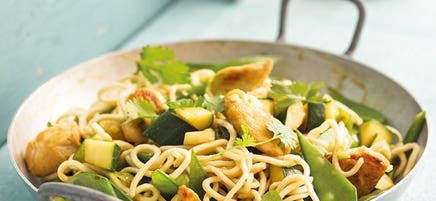 Asiatische Gemüsepfanne mit Mie-Nudeln
