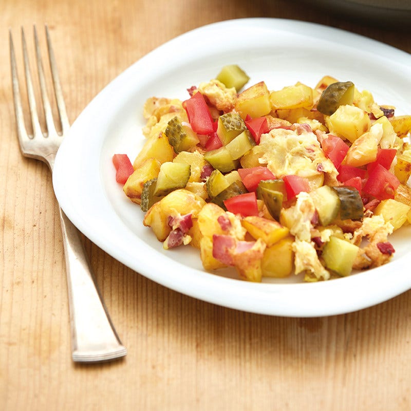 Bauernfrühstück mit Tomaten