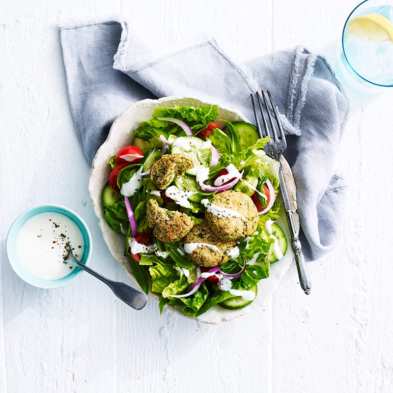 Airfryer Middle Eastern falafel salad
