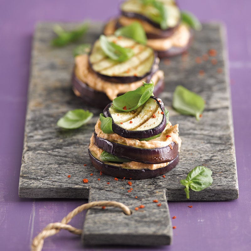 Auberginentürmchen mit Oreganocreme