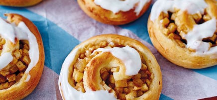 Apple-Cinnamon-Rolls