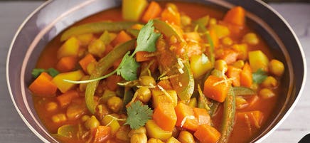 Curry de pommes de terre aux pois chiches