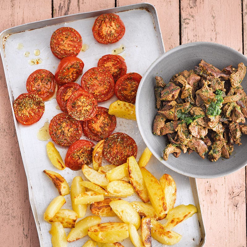 Rindsfiletstreifen mit Pistou und Ofentomaten