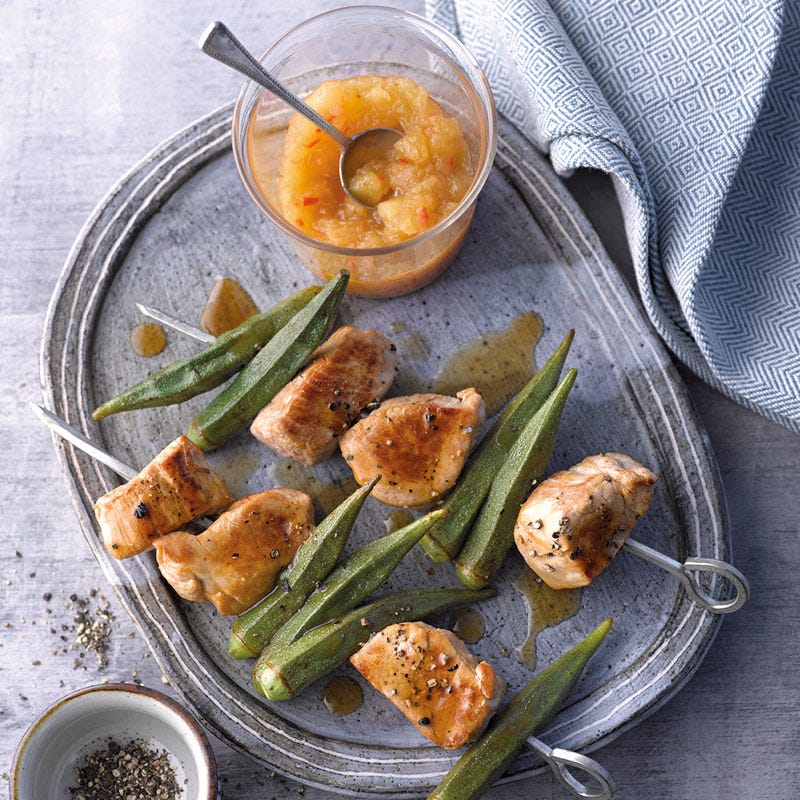 Schweinsfiletspiesse mit Okraschoten