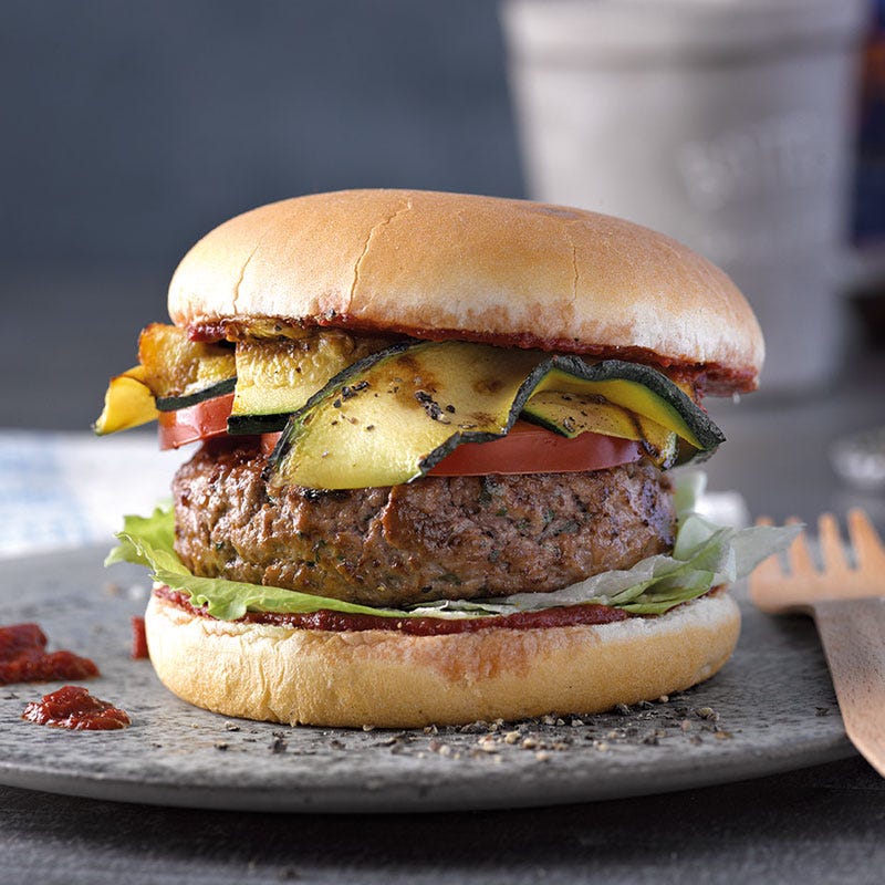 Asia-Burger mit Chilisauce