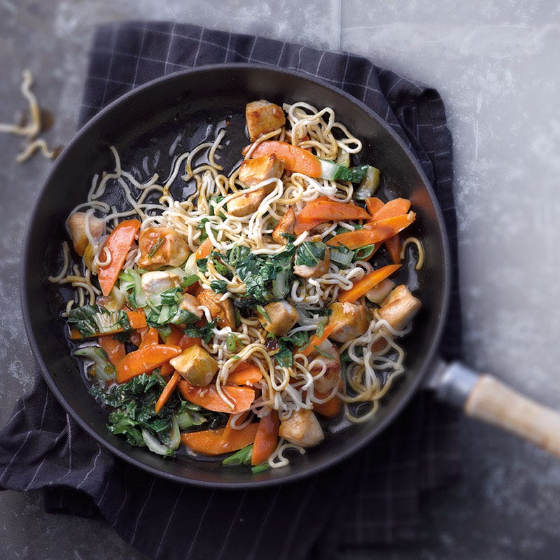 Gebratene Mie-Nudeln mit Pouletbrust