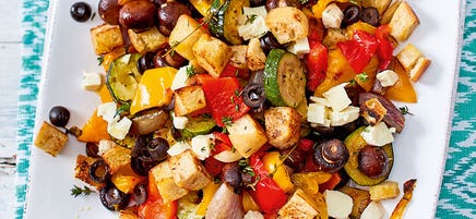 Antipasti Brotsalat mit Mozzarella