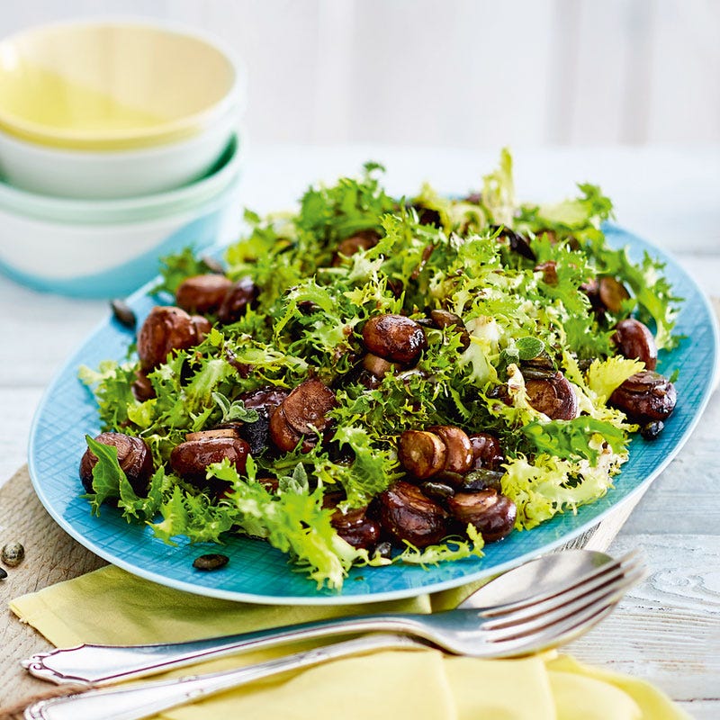Pilzsalat mit Kürbiskernen