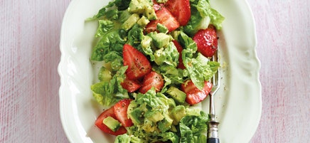 Avocado-Erdbeer-Salat