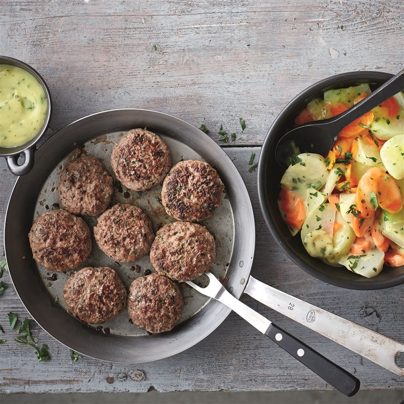 Koolrabi-wortelpannetje met gehaktballen