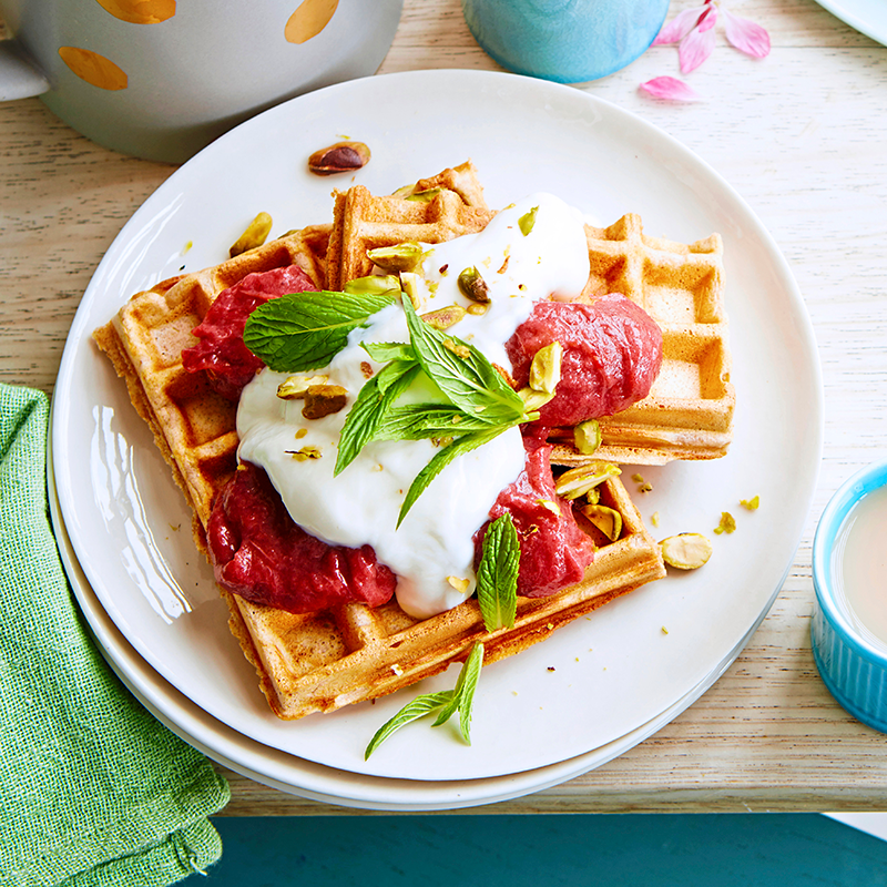 Photo of Spelt banana waffles with rhubarb and yoghurt by WW