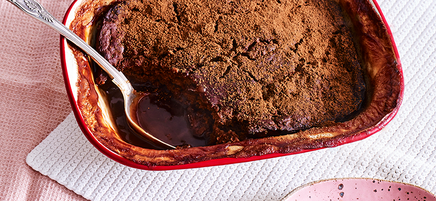 Self saucing chocolate pudding