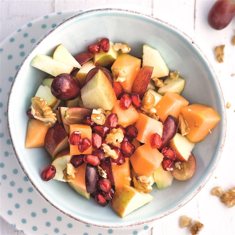 Knapperige fruitsalade met granaatappelpitjes