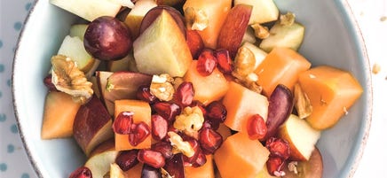 Knapperige fruitsalade met granaatappelpitjes