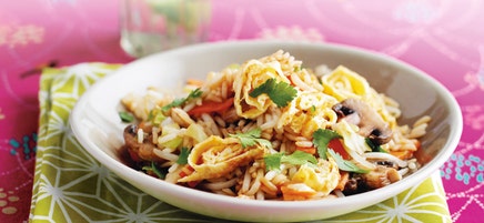Riz aux légumes et œuf