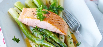 Asperges rôties au saumon