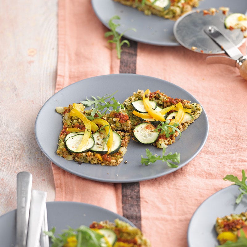 Gemüsepizza mit Broccoliboden