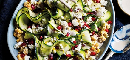 Chickpeas with courgette & feta