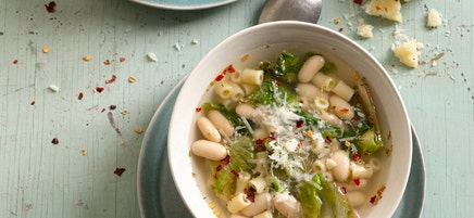Pasta soup with cannellini & escarole