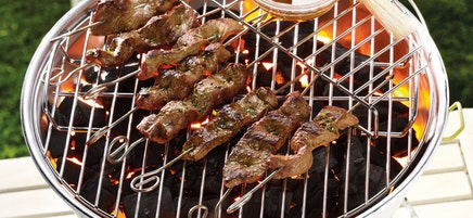 Brochettes d'agneau marinées au miel