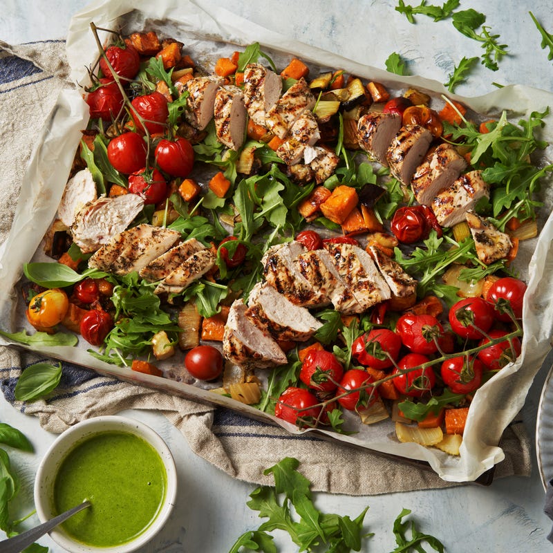 Photo de/du Filet de poulet rôti avec des légumes rôtis par WW