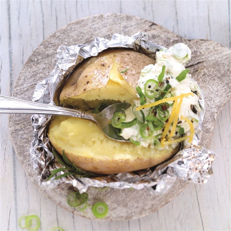 Gepofte aardappelen met sour cream