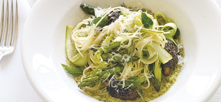 Asparagus pasta with morels and asparagus mint pesto