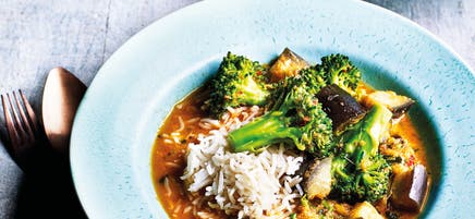 Red Thai coconut curry