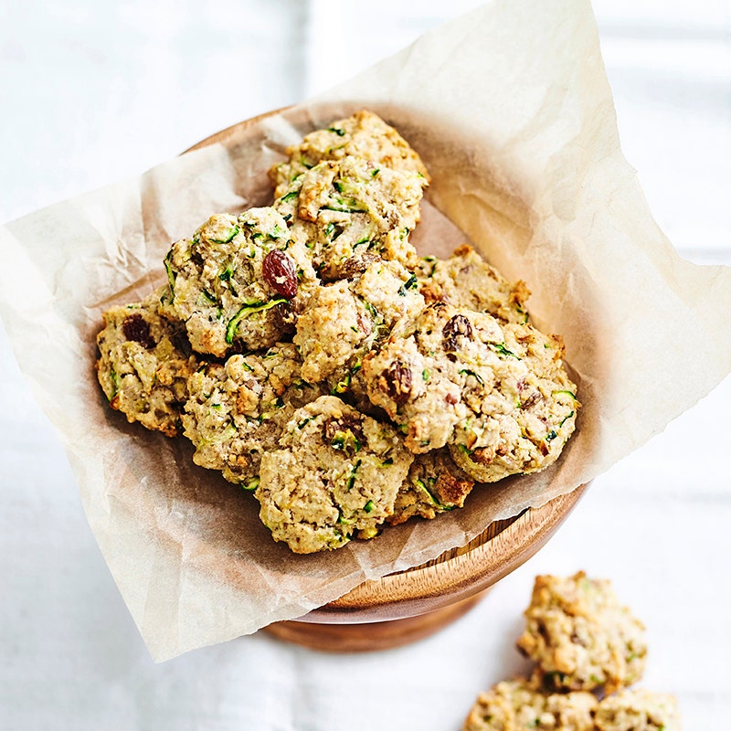 Zucchini and pecan cookies