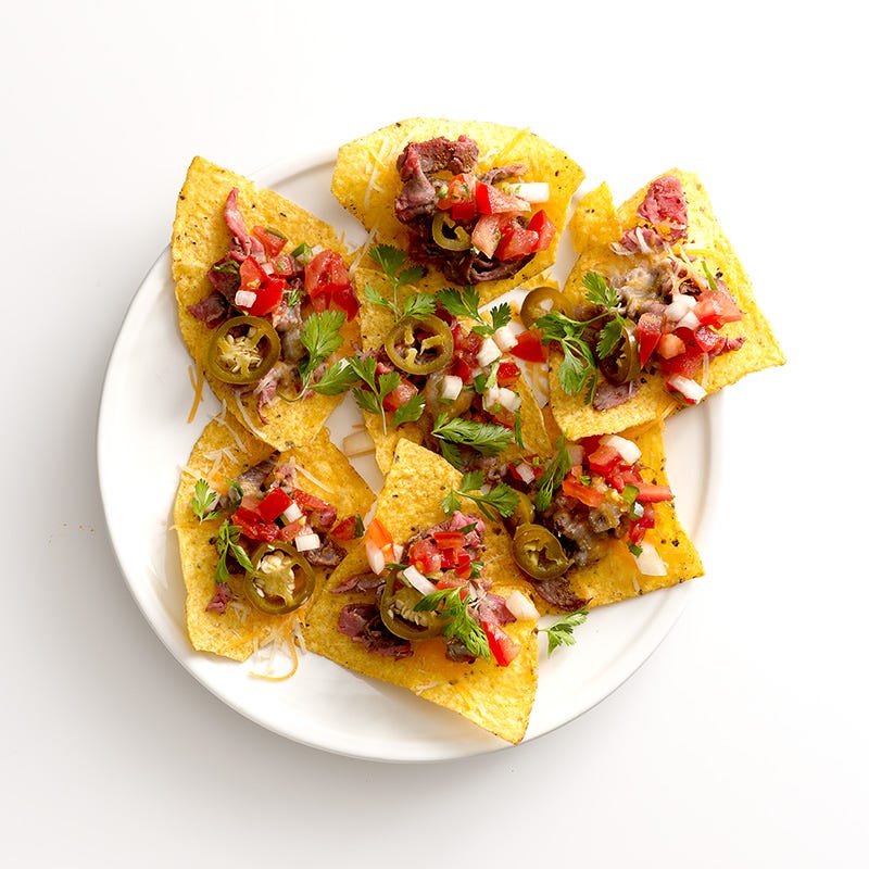 Quick beef nachos