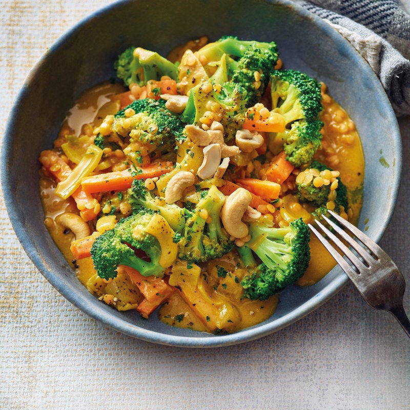 Broccolicurry mit roten Linsen