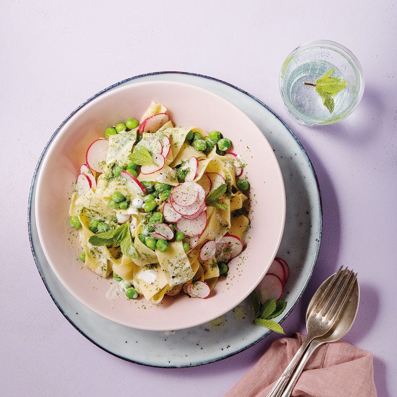 Parpadelle mit Erbsen und Minze
