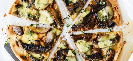 Mushroom, thyme and bocconcini pizza