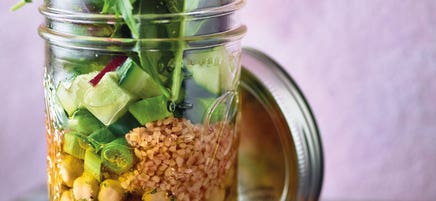 Bulgur-Kichererbsen-Salat im Glas