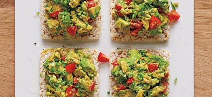 Chunky Guacamole–Topped Rice Cakes