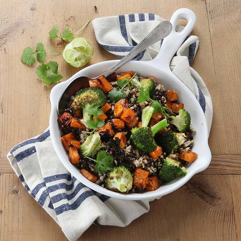 ViktVäktarna - Veggie bowl med sötpotatis, blomkålsris och rostade linser