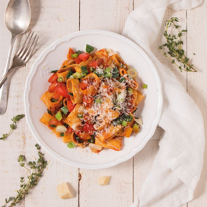 Calamarata in zitroniger Paprikasauce