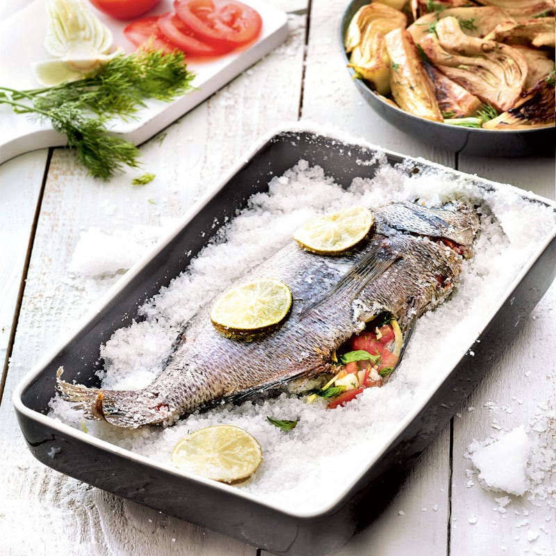 Daurade anisée en croûte de sel