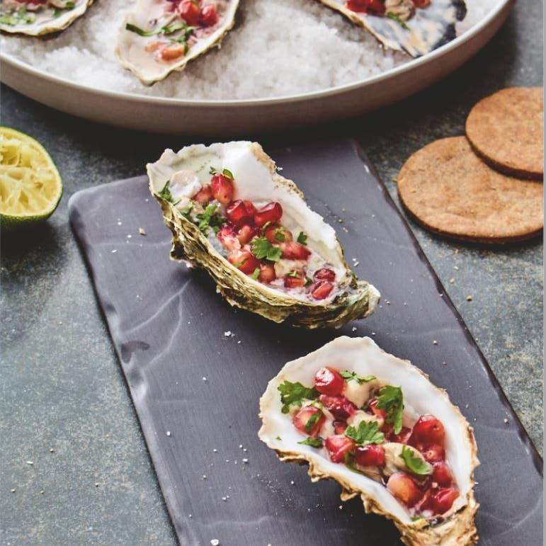 Tartare d’huîtres au citron vert et craquelins au sarrasin