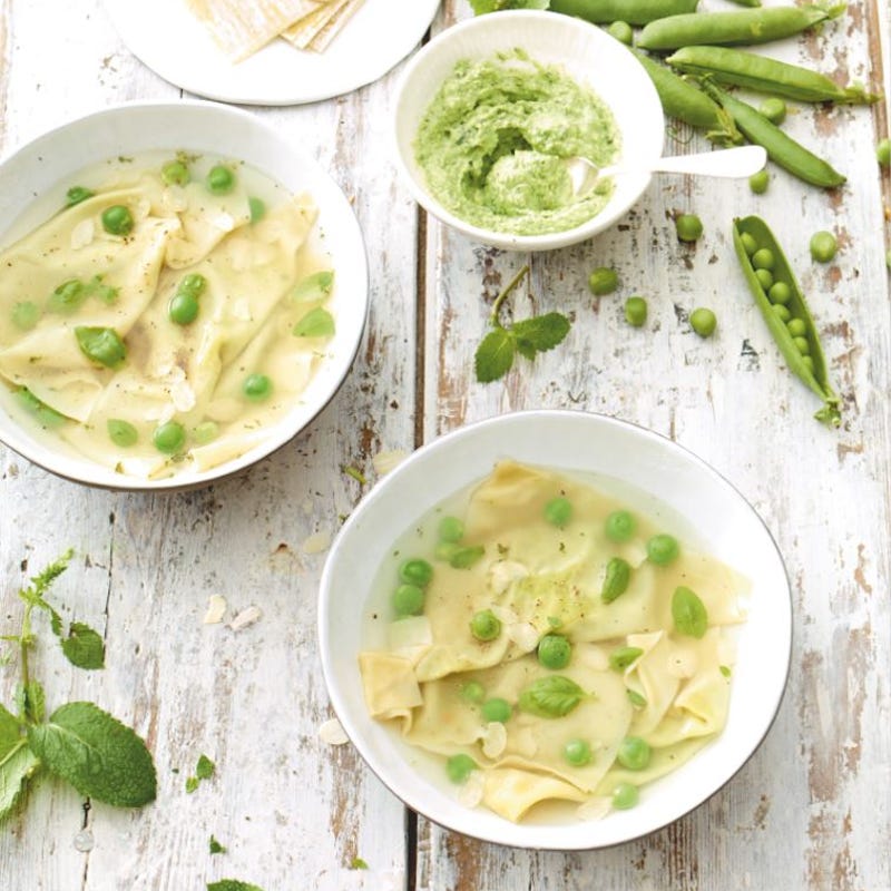 Raviolis de petits pois, menthe, feta